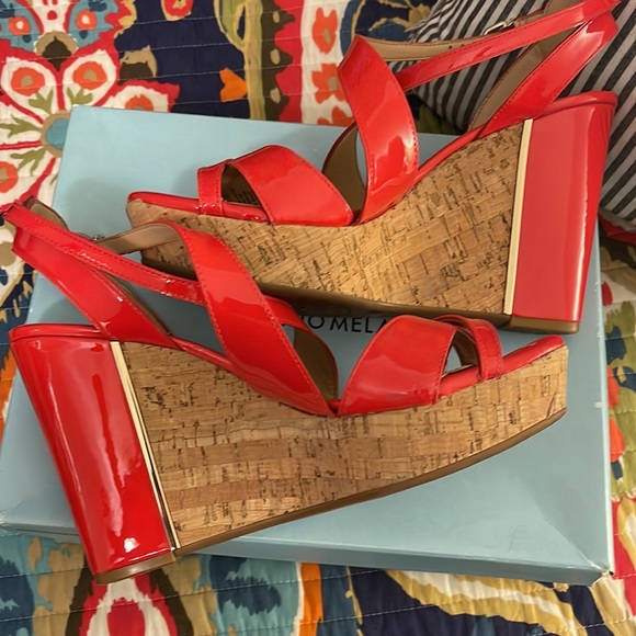 Antonio Melani Red Leather Cork Wedges Sz 10 - Picture 4 of 8